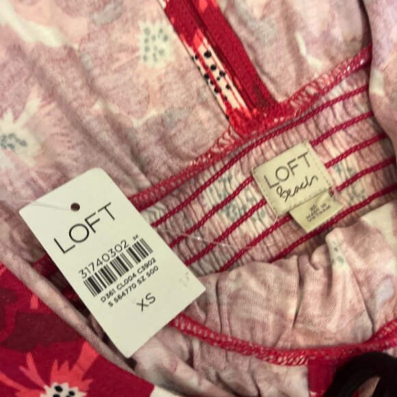 NWT LOFT Beach Cover up. Size SX. Elastic band on waist. Print. - Picture 8 of 8